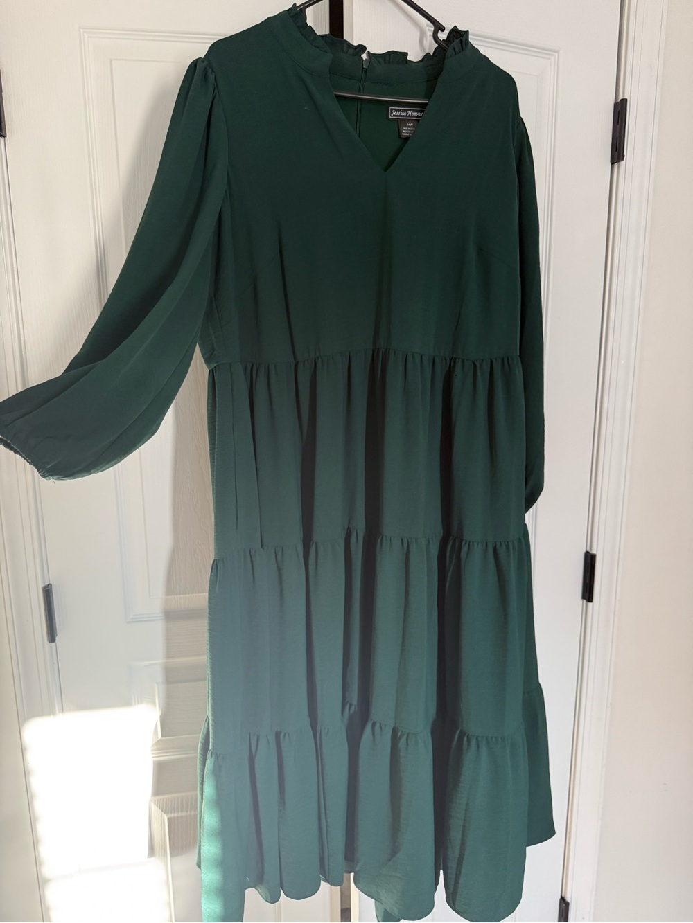 Jessica Howard Emerald Green Tiered Midi Dress